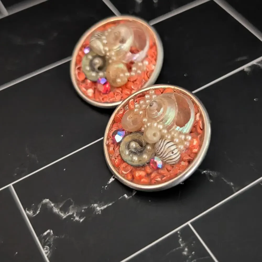 Vintage Clip On Earrings 1